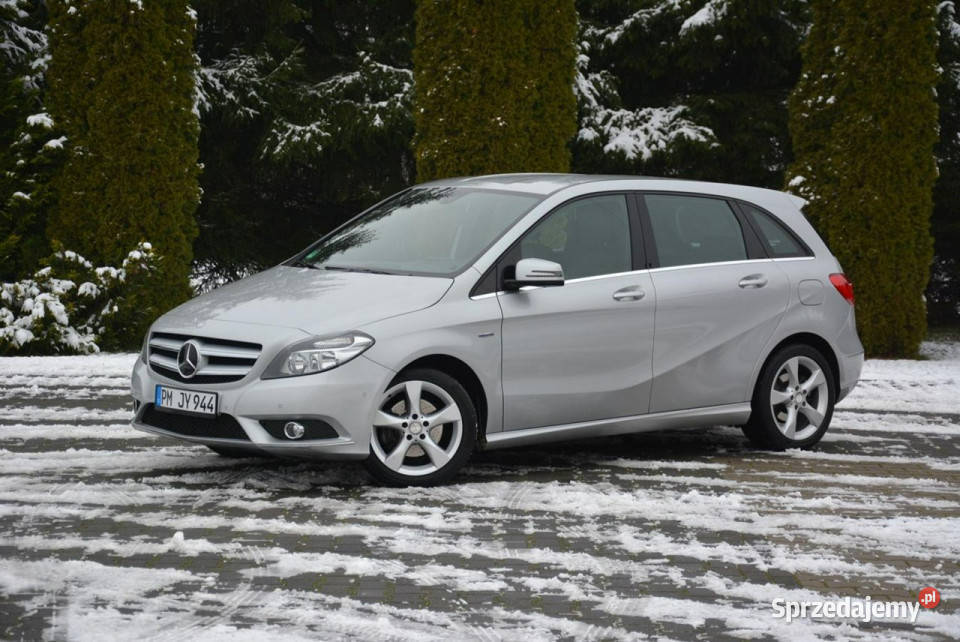 Mercedes B 180 Navigacja Chromy 2x Parktronik Mercedes-Benz Ostrów Mazowiecka sprzedam