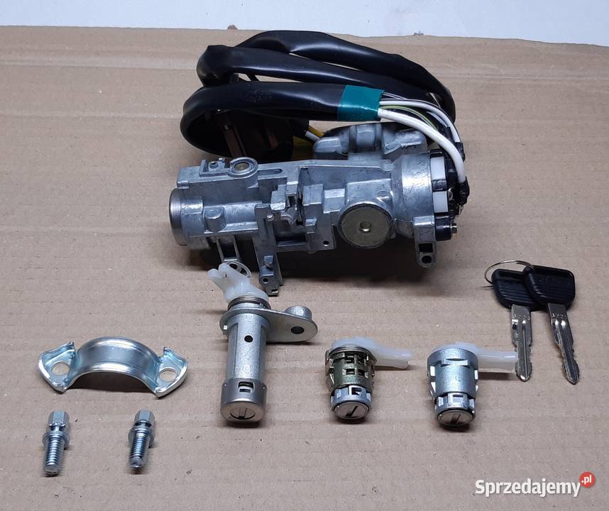 WKŁADKI DRZWI BAGAŻNIKA STACYJKA HONDA CIVIC V dolnośląskie Mielęcin