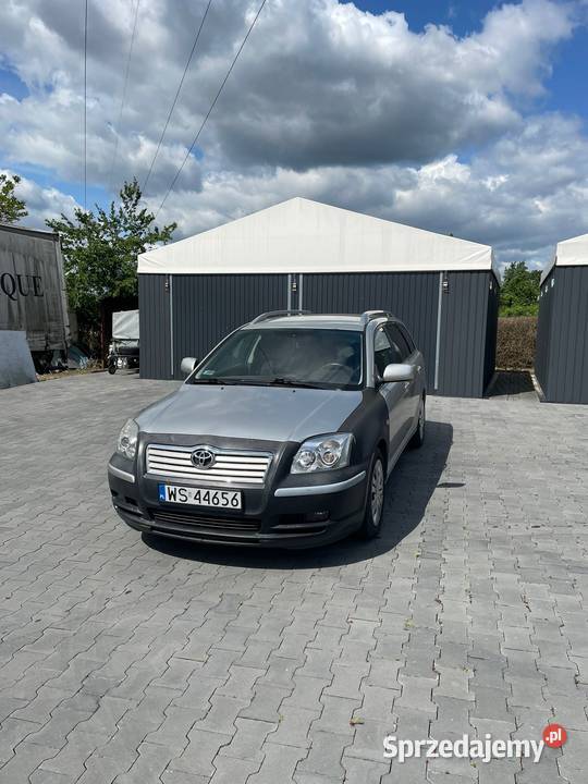 Toyota Avensis T25 22 D4D welurowa tapicerka Gręzów