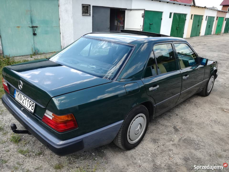 Piękny mercedes w124 wąska listwa Stąporków