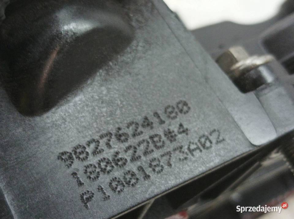 POKRYWA ZAWORÓW 9827624180 15 TDCI ECOBLUE Ford