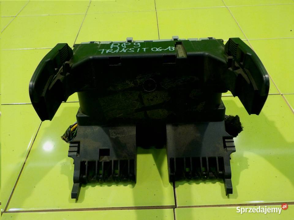 FORD TRANSIT MK7 VII 13r skrzynka bezpiecznikow sprzedam