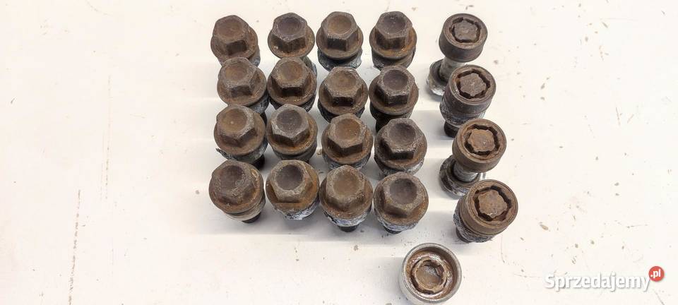 PORSCHE CAYMAN S 987 ŚRUBY DO KÓŁ