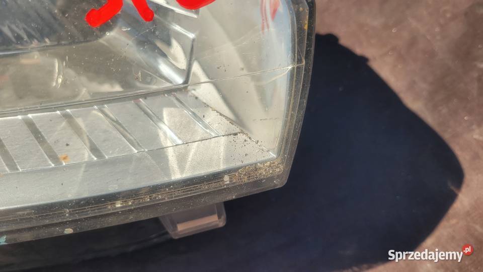 CITROEN C5 III 08 REFLEKTOR LAMPA PRAWA PRAWY Ruda Śląska sprzedam
