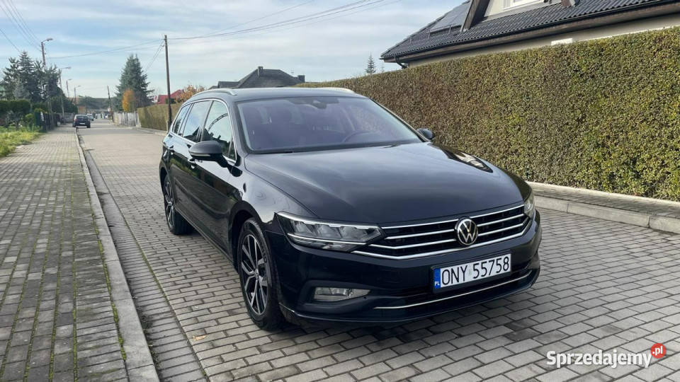Volkswagen Passat 20tdi 190 2021r lift Virtual ESP Strobice