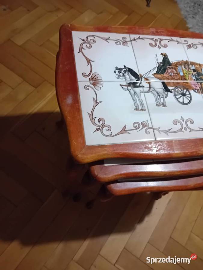 3 piękne stoliki wsuwane w siebie Kafelki Scenki Elbląg