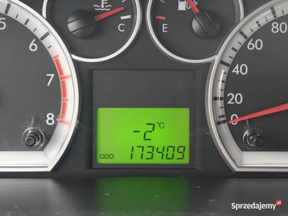 Sprzedam Chevrolet Aveo 12 bg 2010 5d klima