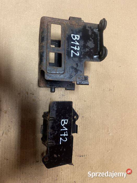 Suzuki GSX 250 E obudowa mocowanie akumulatora wielkopolskie Poznań