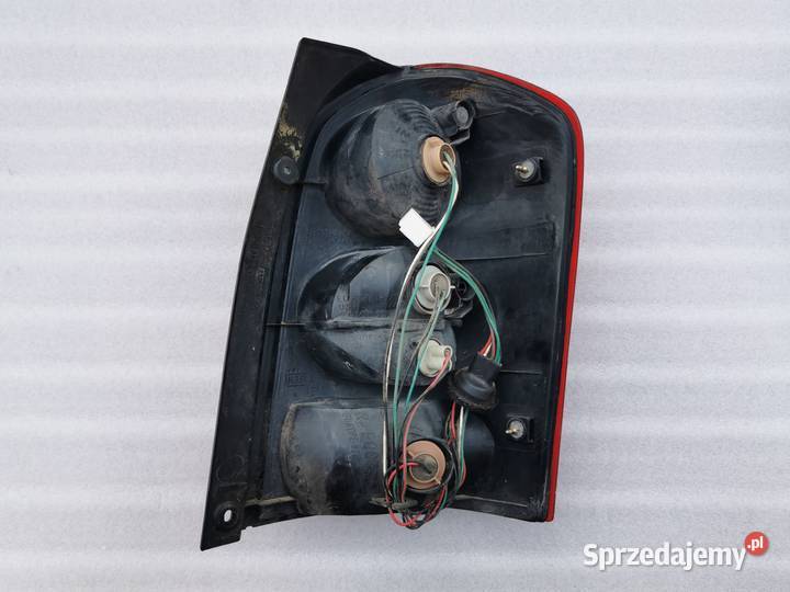 Lampa Lewy Tył Tylna Lewa Mazda MPV II Lewe Oświetlenie