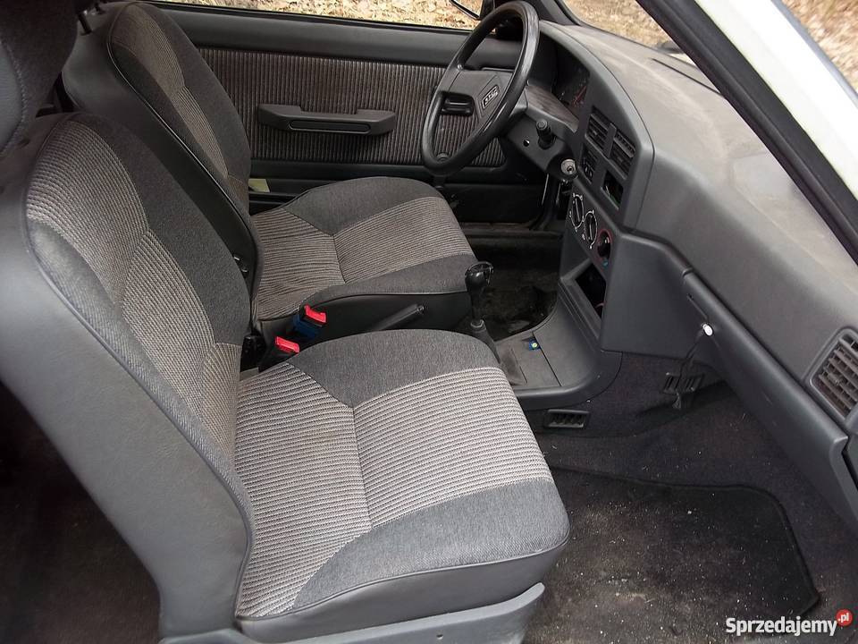 Peugeot 309 XR Coupe Benzyna Gaz 1991r Starachowice