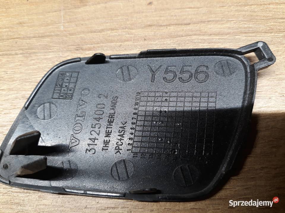VOLVO V40 II ZAŚLEPKA HAKA ZDERZAKA PRZÓD Międzychód sprzedam