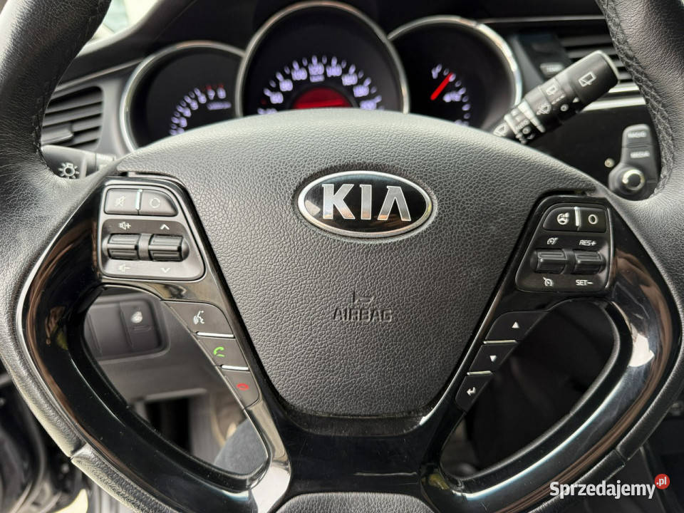 Kia Ceed Zadbana bezwypadkowa przepiękny perłowy manualna Poznań