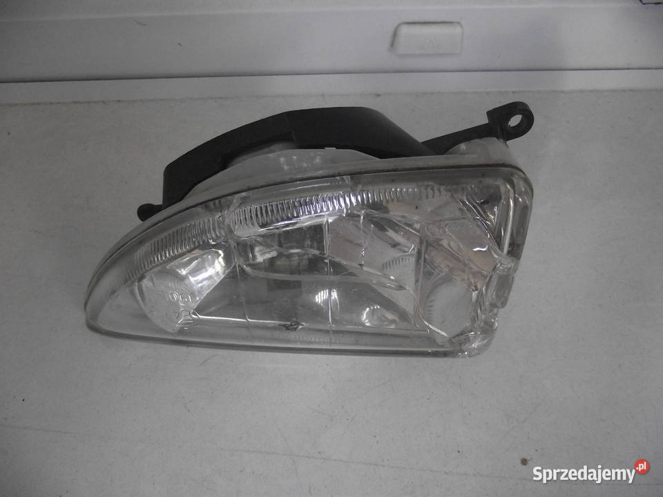 Mocowanie halogenu Ford Focus Lampy przeciwmgielne Wrocław