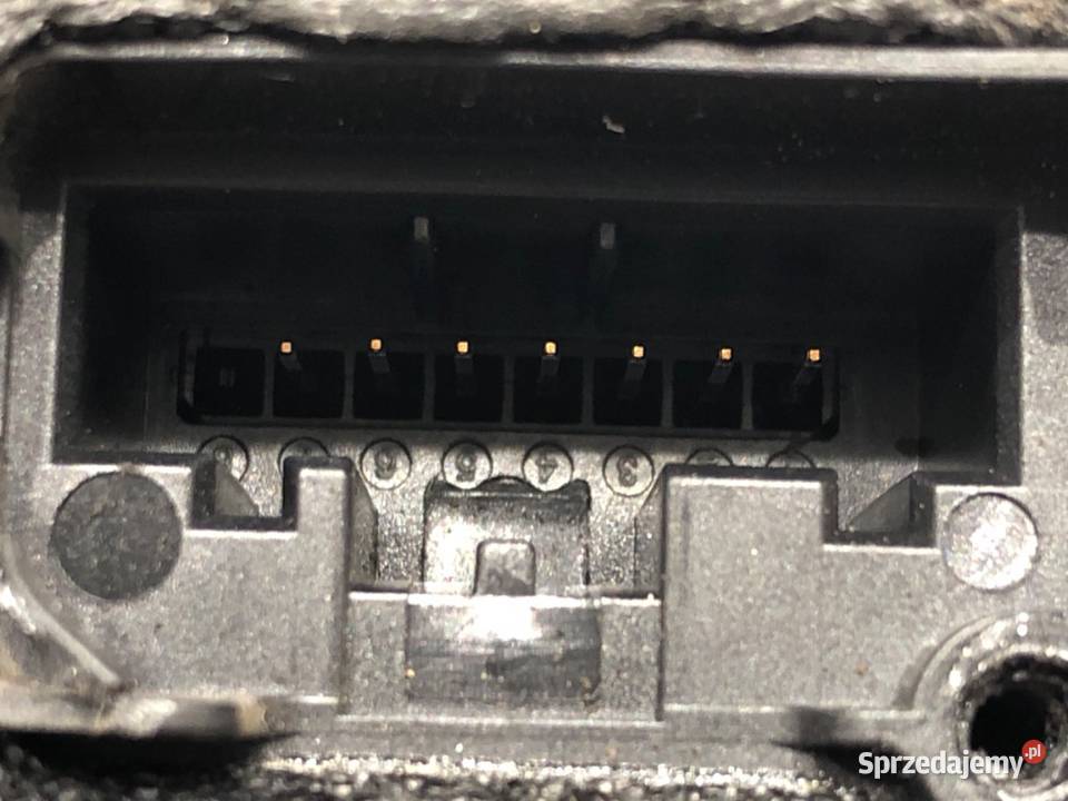 ZAMEK DRZWI LEWY TYŁ SKODA FABIA III Hatchback osobowe sprzedam