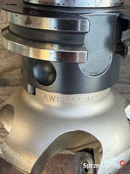 Frez czołowy 75 mm z oprawką SK40 DIN 69871 Tuliszków