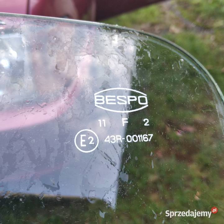 Szyba boczna przednia fiat 126 Janów Lubelski sprzedam