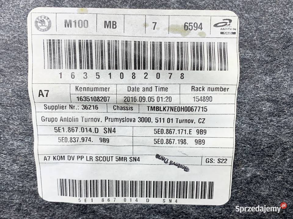 BOCZEK DRZWI PRAWY PRZÓD SKODA OCTAVIA III Kombi