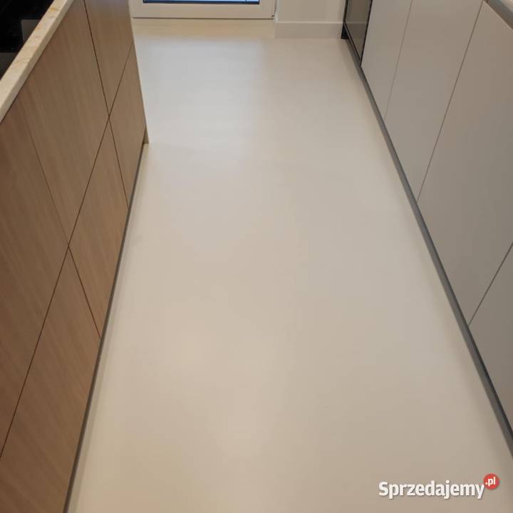 Mikrocement posadzki ściany schody