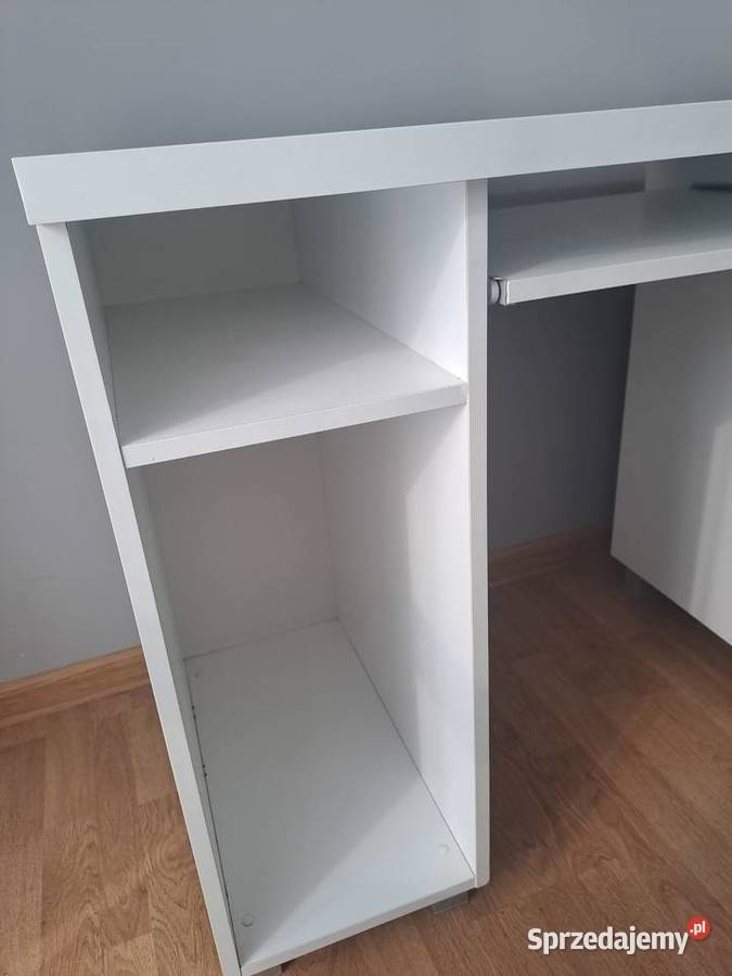 Białe biurko 79cm