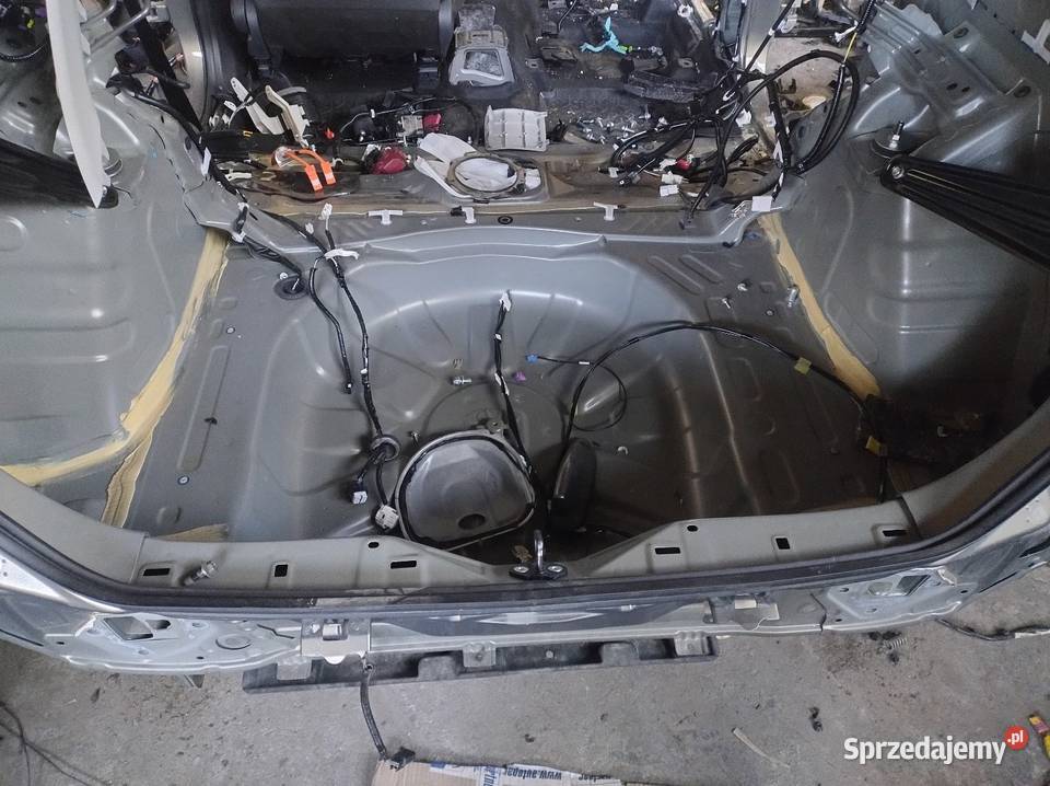 Tył Wanna Dupa Toyota Yaris Cross Hybryda Lak6X1 Elbląg sprzedam