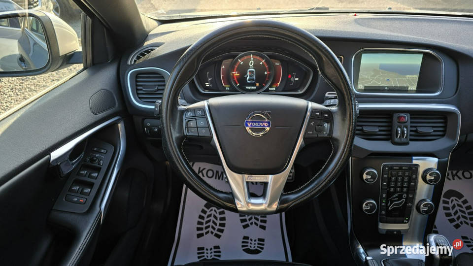 Volvo V40 RDesign II 2012 120KM