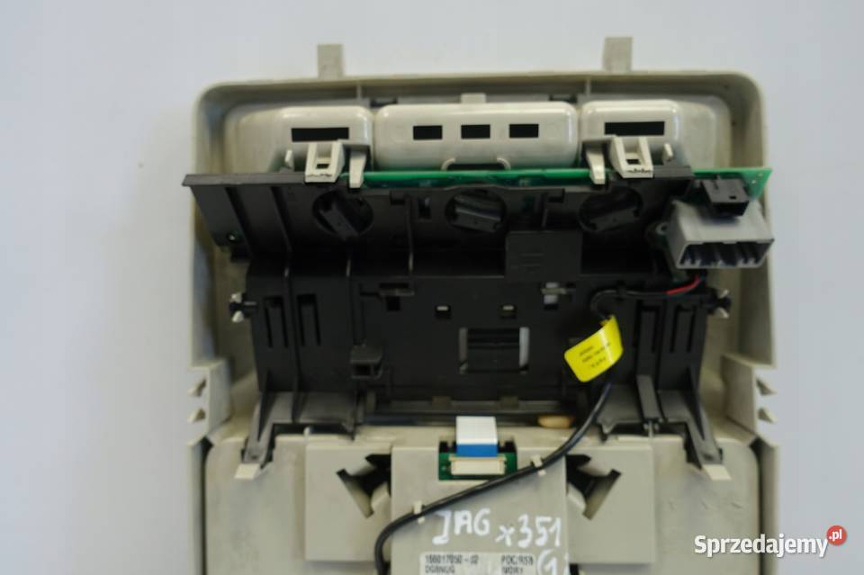 Jaguar XJ X351 LAMKA OŚWIETLENIA KABINY wnętrza Pozostałe Rudka