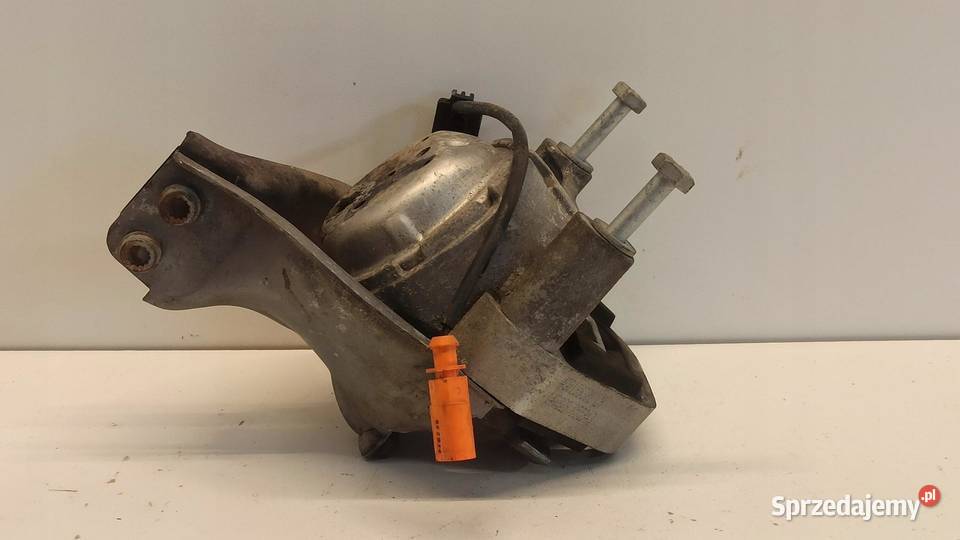 AUDI A6 C7 A7 PODUSZKA SILNIKA PRAWA 4G0199381LH osobowe sprzedam