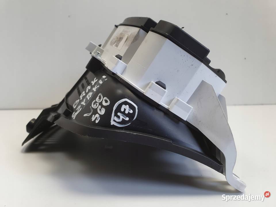 Volvo V60 S60 II 20 D LICZNIK Zegary 31453089 Chełm