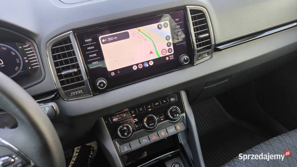 SKODA KAROQ 15 TSI Style 2023 salon przebieg 27 SUV Dukla