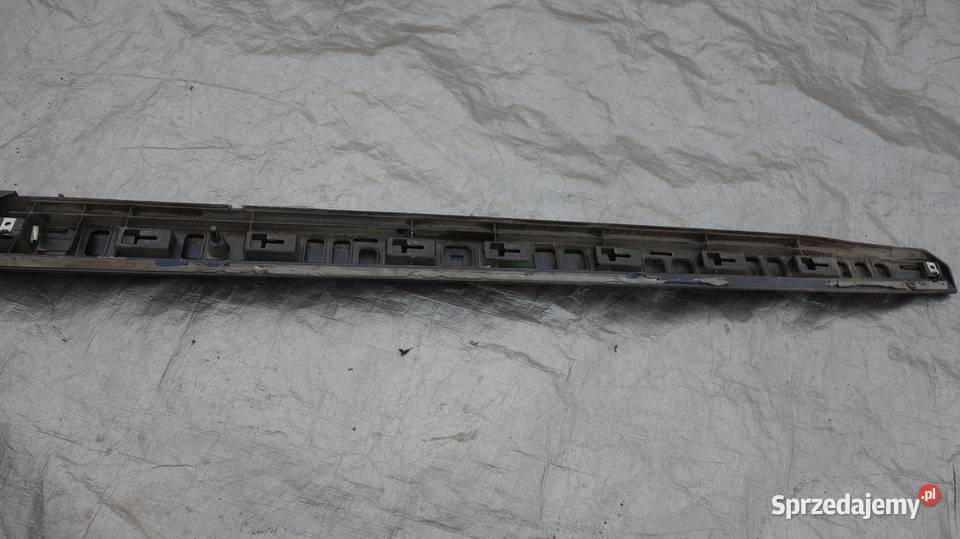 LISTWA DRZWI PRAWY PRZÓD VW ARTEON Części samochodowe Ruda Śląska sprzedam