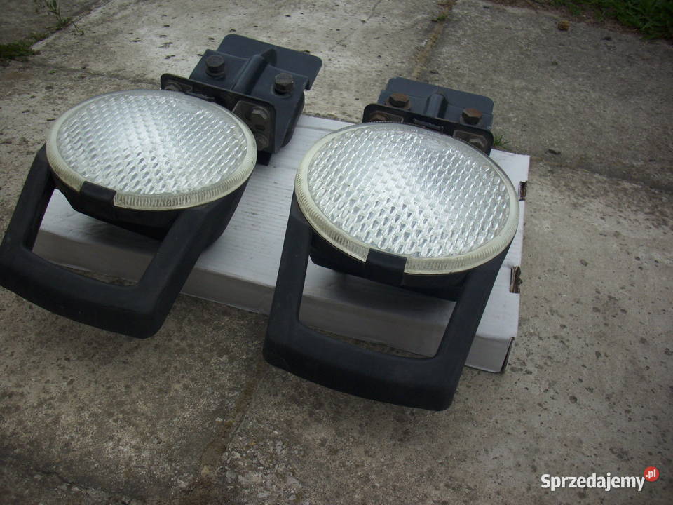 Lampa reflektor dodatkowy z mocowaniem MAN Oświetlenie