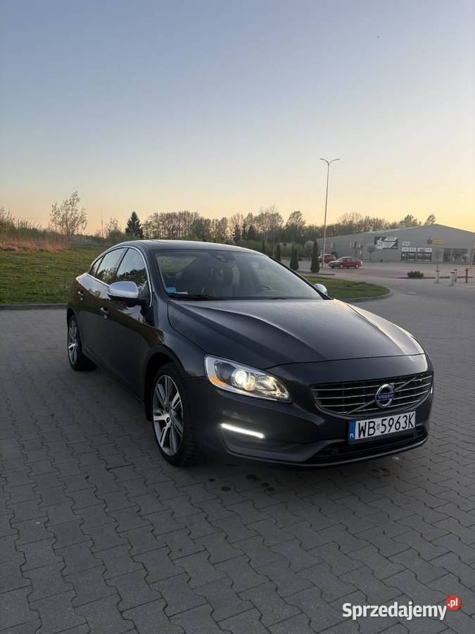 VOLVO S60 T6 304 30Turbo nieuszkodzony S60 Korytnica