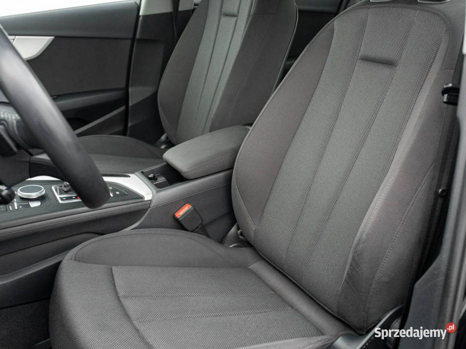 Audi A4 Limousine 35 TFSI S tronic Podgrzf NAVI komputer pokładowy A4 Gdańsk