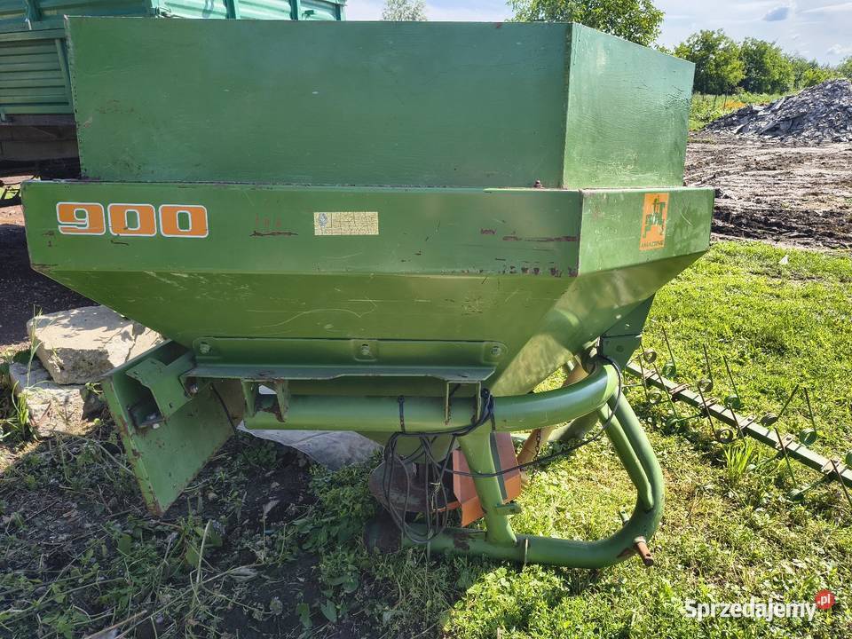 Rozsiewacz amazone zau 900