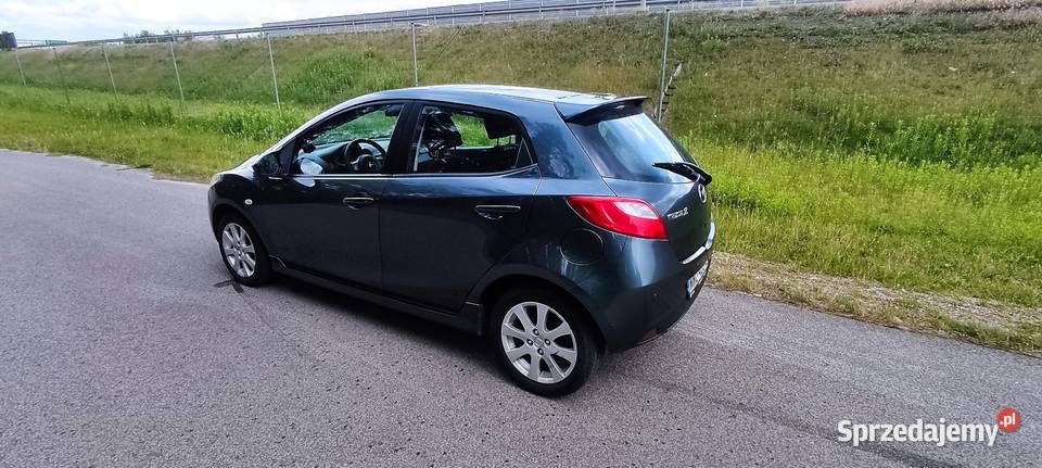 Mazda 2 DE 135L bogate wyposażenie Rok produkcji 2012 Mazda mazowieckie Wołomin