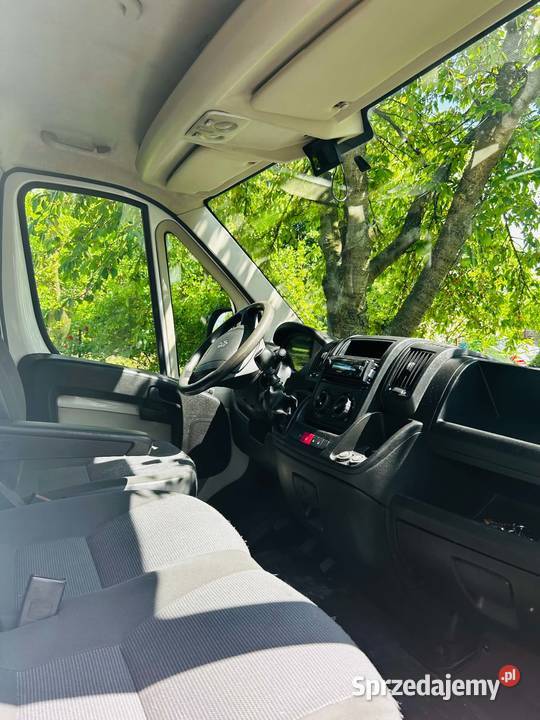 Peugeot Boxer L2H2 22 HDi 3 osobowy stan salon 2200cm3