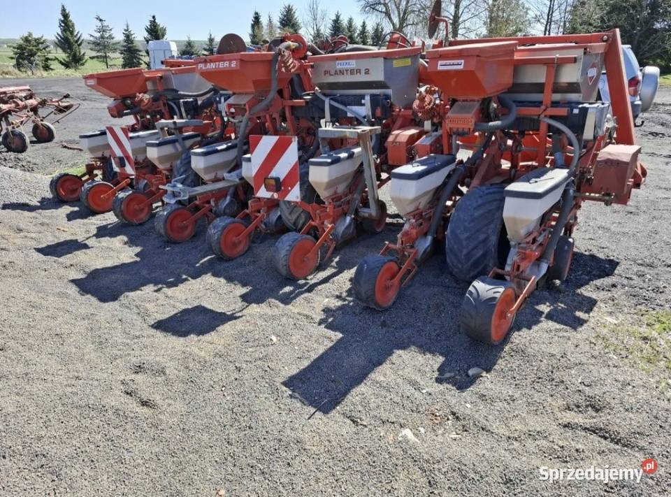 Siewnik do kukurydzy Kunh Planter 8 rzędowy Wola Trzydnicka