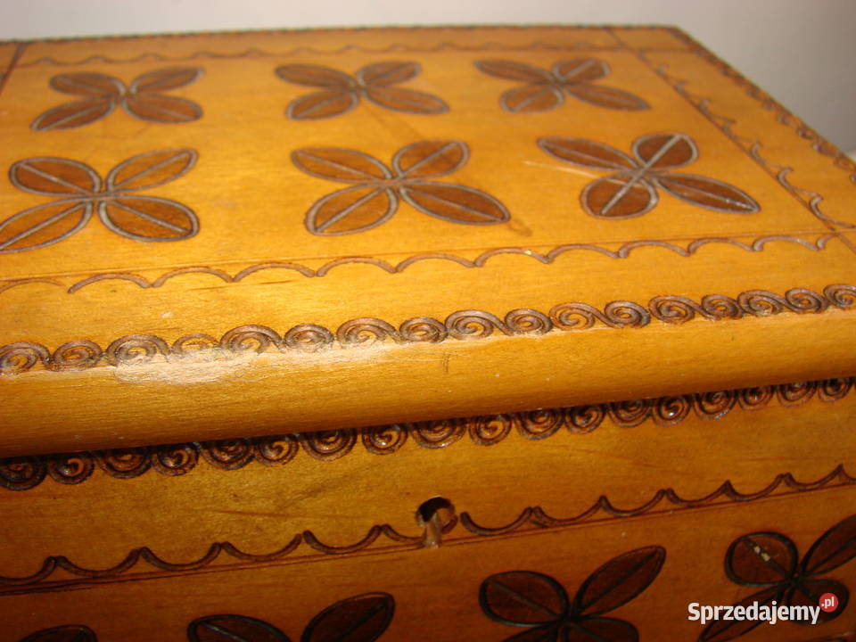 drewniana skrzynka dekoracyjna PRL Pruszcz Gdański