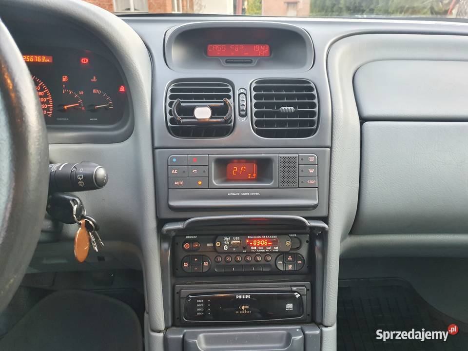 Renault Laguna 16 Concorde Benzyna 256790cm3 Jasienie