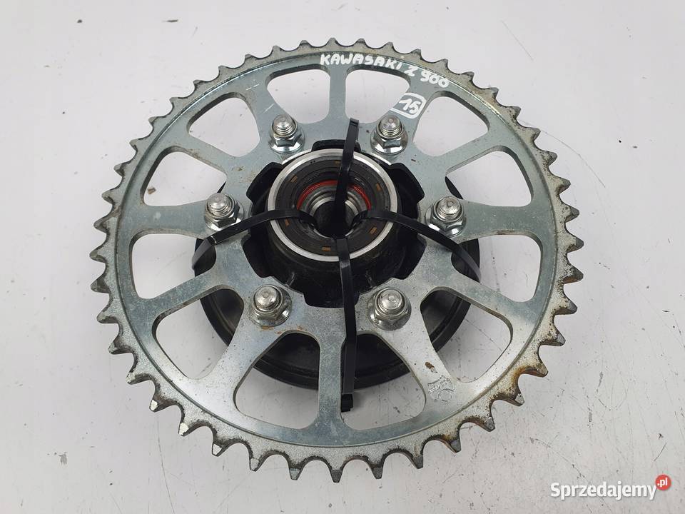 TYLNA ZĘBATKA TYŁ Kawasaki Z900 1924 napęd tył Zębatki napędowe Układ napędowy