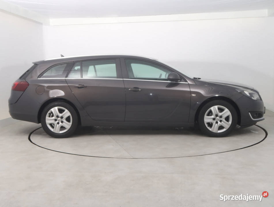 Opel Insignia 16 CDTI radio dolnośląskie