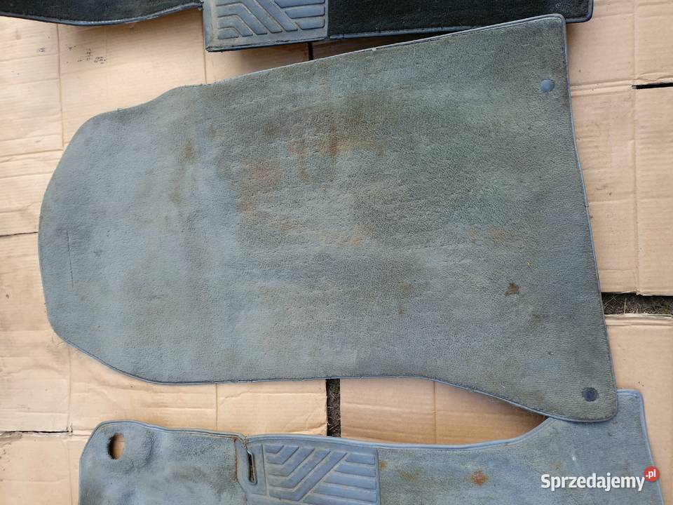 Mercedes W124 dywan wykładzina podłogowa dywanik Skarżysko-Kamienna