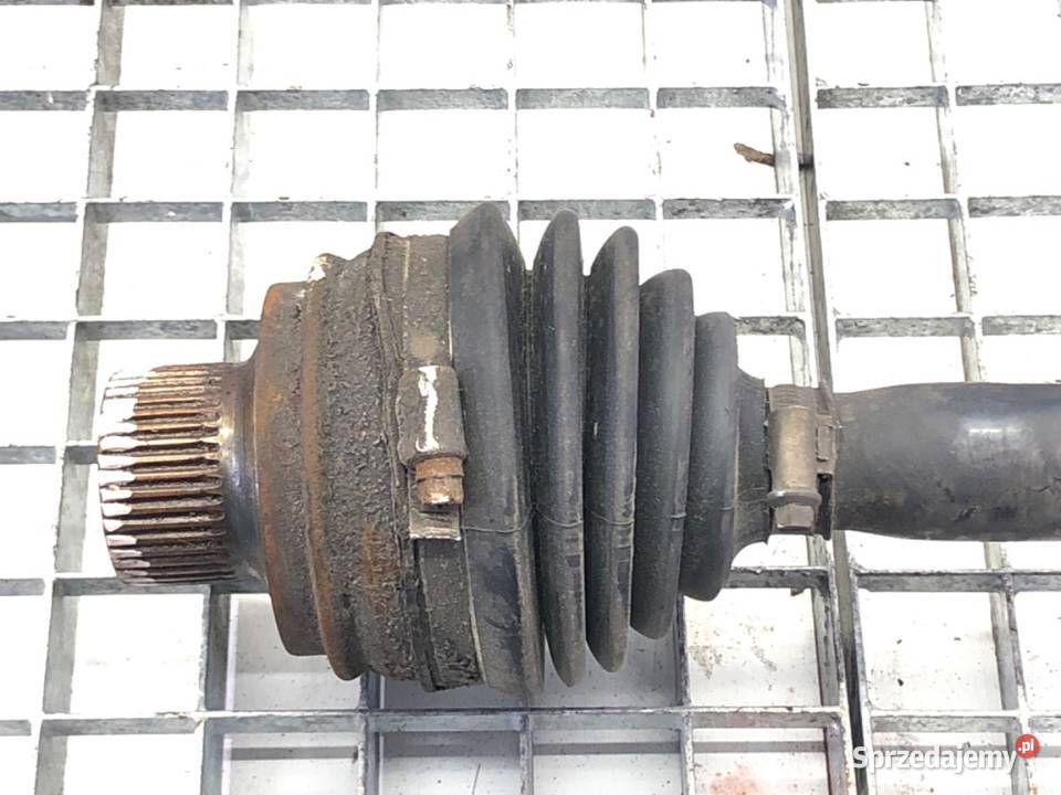 PÓŁOŚ PRAWY PRZÓD AUDI A4 B8 20 180 0715 PRZEGUB osobowe