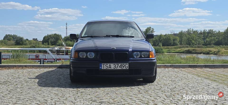 BMW Seria 3 E36 29 M57 sedan 1996 manualna Zawichost sprzedam
