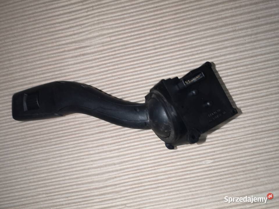 PRZEŁĄCZNIK WYCIERACZEK AUDI A4 A6 4E0953503 Przystajń