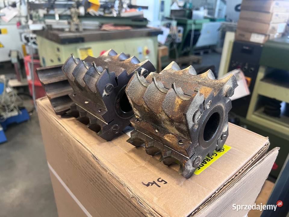 Zestaw głowic do produkcji wałka Fi28