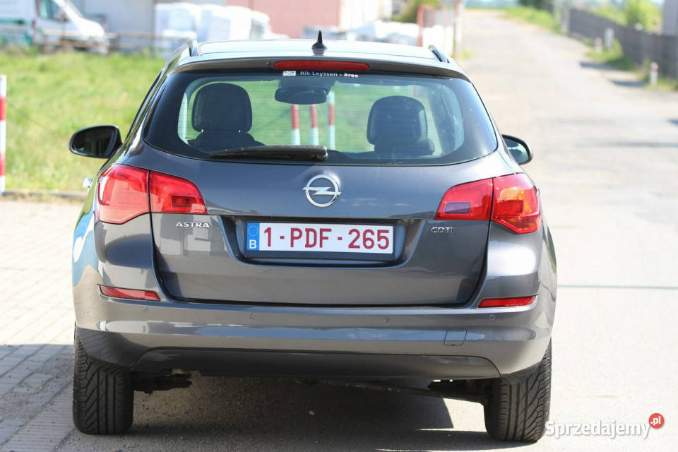 Opel Astra 2011r 17 diesel CHIP 150 kombi opolskie Nysa sprzedam