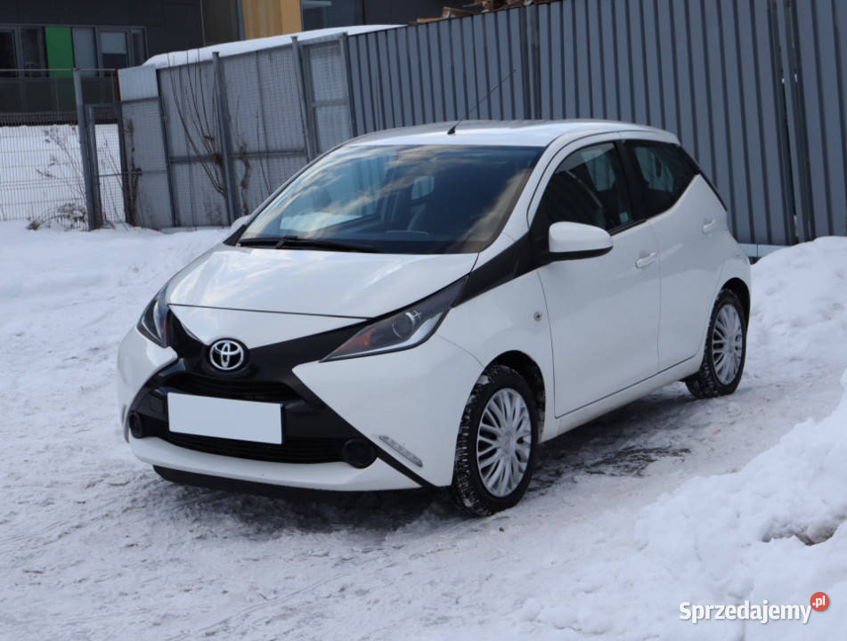 Toyota Aygo 10 VVTi światła przeciwmgielne Piaseczno