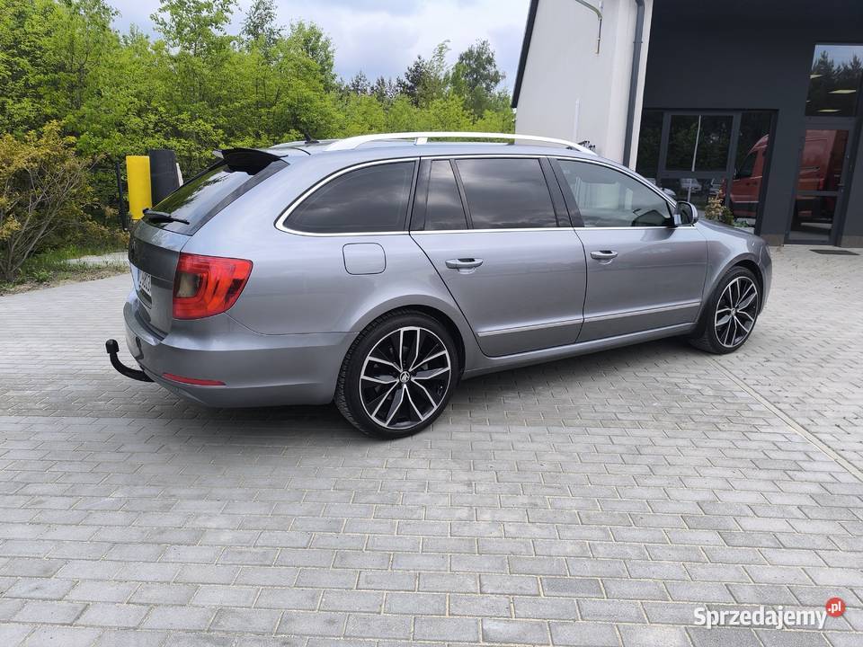Superb 20 170 2010 DSG Warszawa