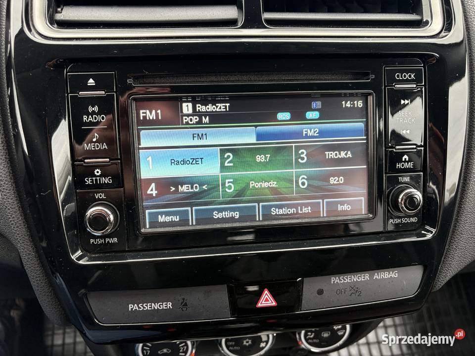 Salon BezwypKlima kameraI właścicelXenonyVAT 23 Libiąż sprzedam